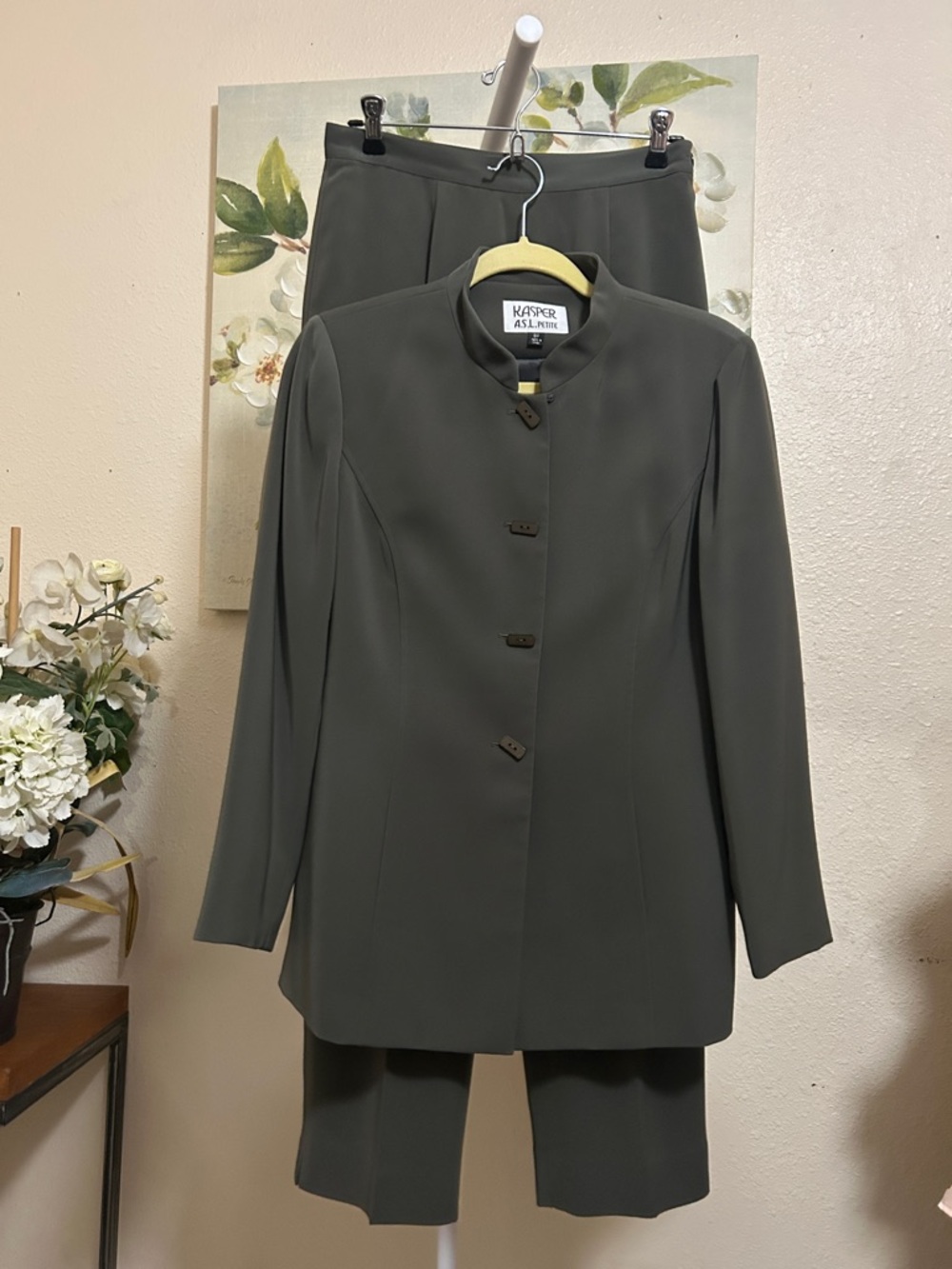 Kasper Olive Green Women's Blazer Jacket with Mandarin Collar